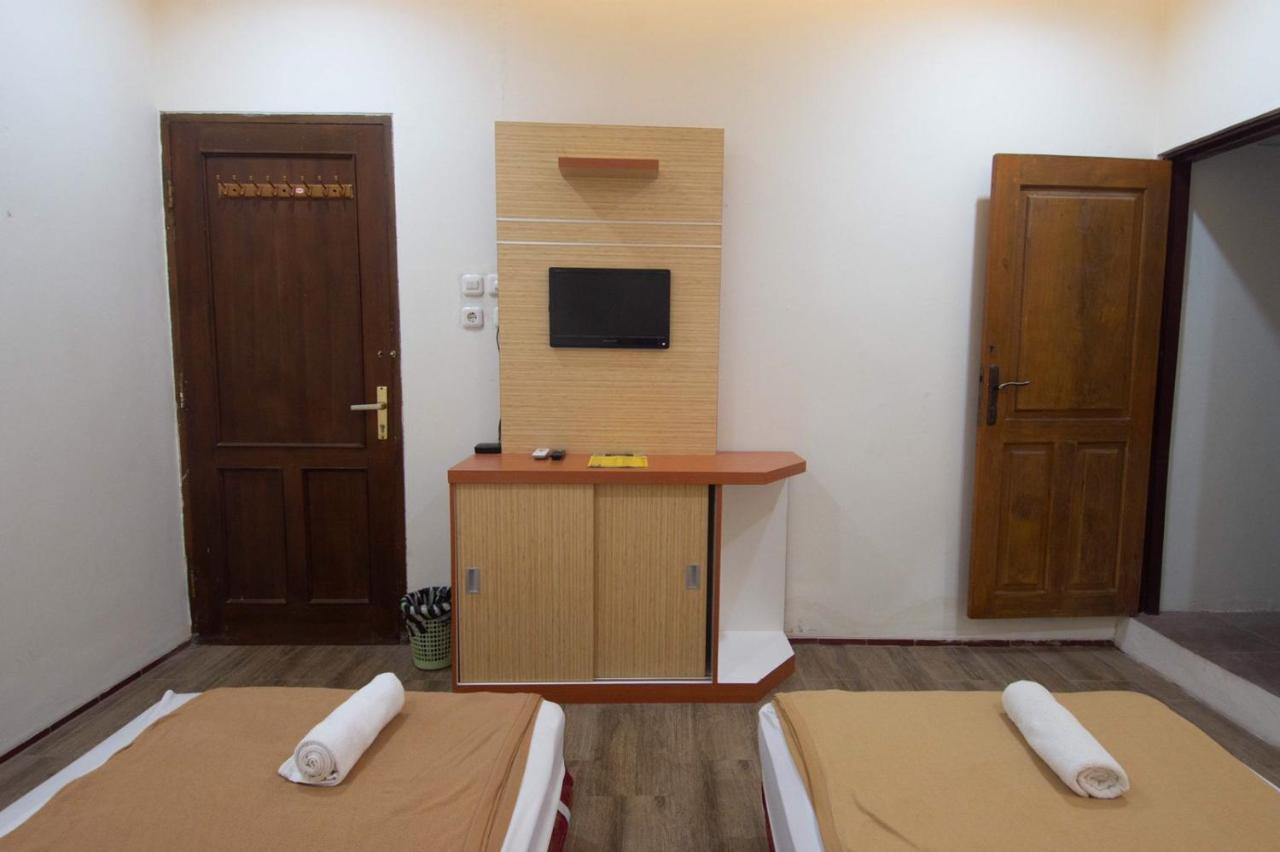 Hotel Simpang 7